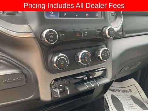 Used 2024 RAM 3500 Big Horn AWD/4WD image 33