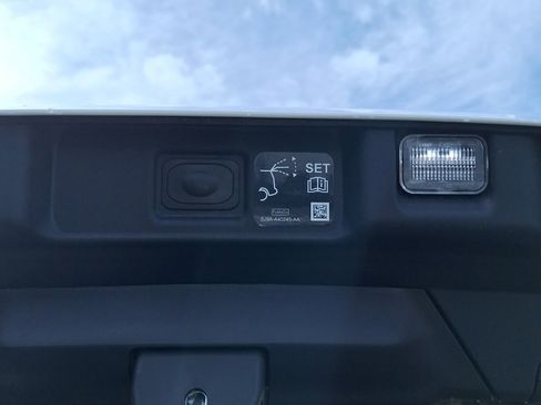 Used 2025 Ford Mustang Mach-E Premium image 7