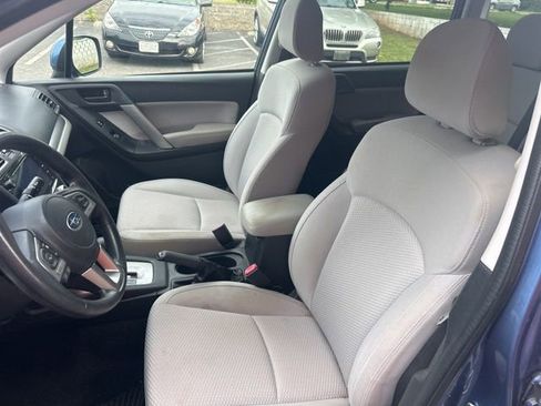 Used 2017 Subaru Forester 2.5i Premium w/ Popular Package #2A AWD/4WD image 8