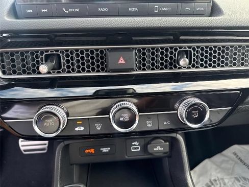 Used 2023 Honda Civic Sport image 15