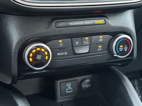 Certified 2022 Ford Escape SE FWD image 19