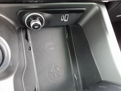 Used 2024 Alfa Romeo Tonale Veloce image 34