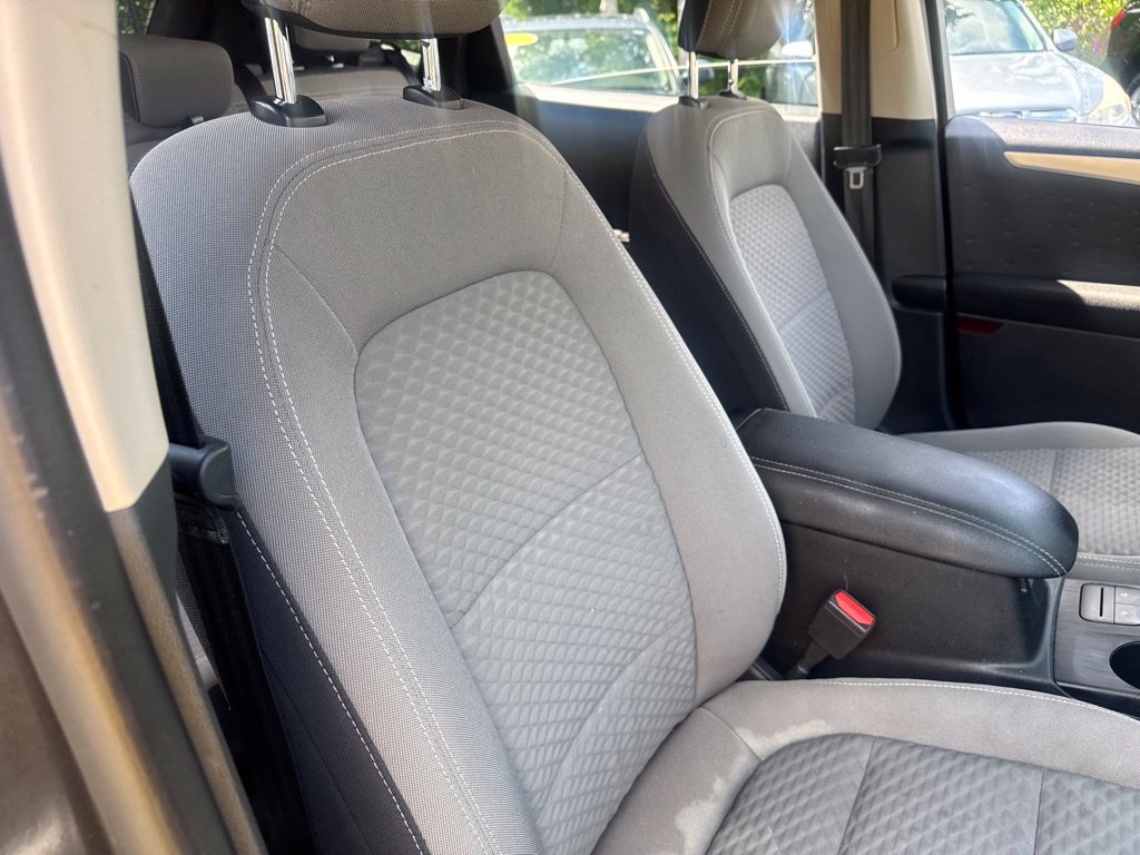 Used 2020 Ford Escape SE AWD/4WD image 39