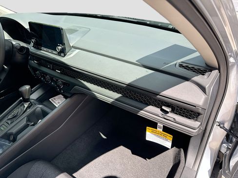 New 2025 Honda Accord SE image 23