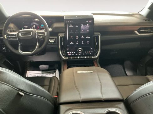 Certified 2026 GMC Yukon XL Denali w/ Sun & Power Step Package AWD/4WD image 16