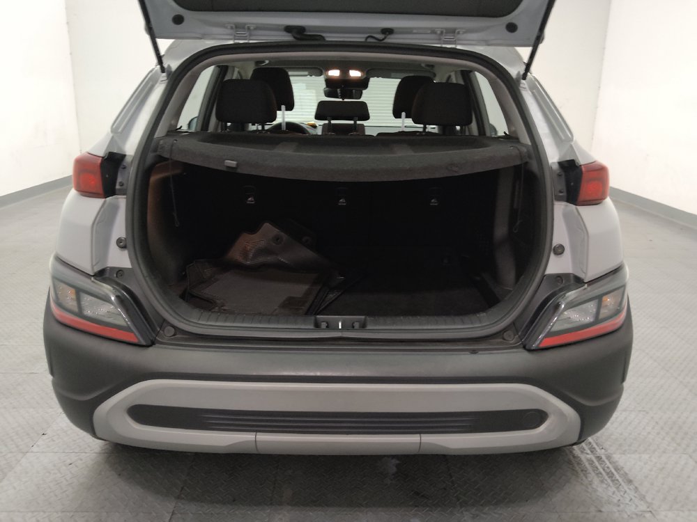 Used 2023 Hyundai Kona SE FWD image 29