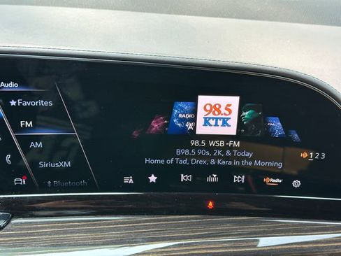 Used 2021 Cadillac Escalade ESV Sport image 29