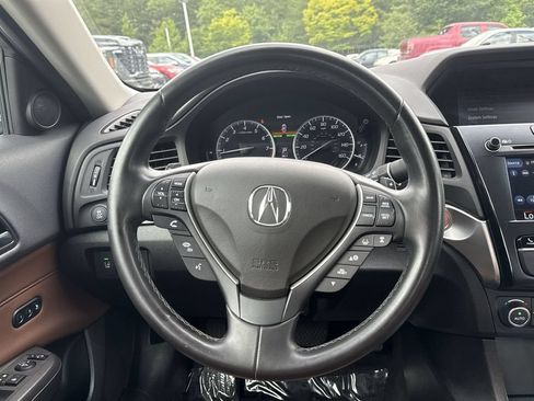 Used 2020 Acura ILX FWD image 11