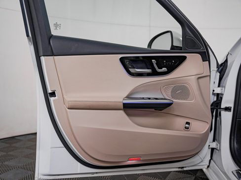 Certified 2023 Mercedes-Benz C 300 Sedan image 23
