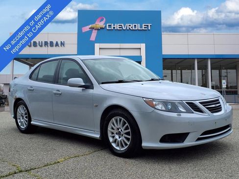 Used 2010 Saab 9-3 2.0T w/ Comfort Package image 3