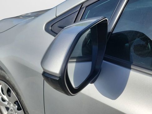 Used 2025 Toyota Corolla LE image 4