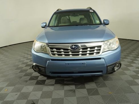 Used 2012 Subaru Forester 2.5X Premium w/ All-Weather Pkg AWD/4WD image 2