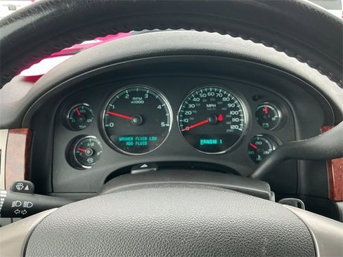 Used 2014 GMC Sierra 3500 SLT w/ SLT Convenience Package image 22