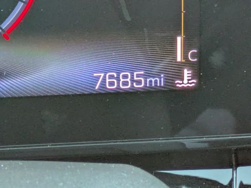 Used 2025 Chevrolet Trax RS w/ Driver Confidence Package image 20