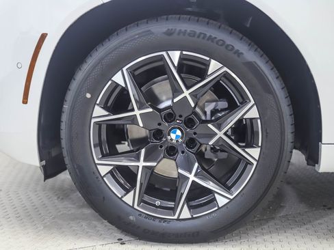 New 2026 BMW X3 xDrive30 w/ M Sport Package image 2