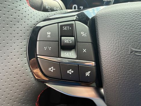 New 2026 Ford Explorer ST-Line AWD/4WD image 14