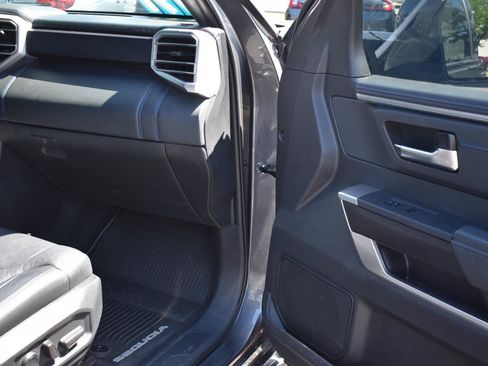 Used 2023 Toyota Sequoia Platinum AWD/4WD image 15