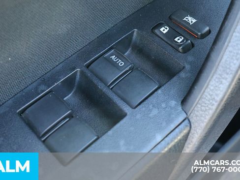 Used 2014 Toyota Corolla L image 46