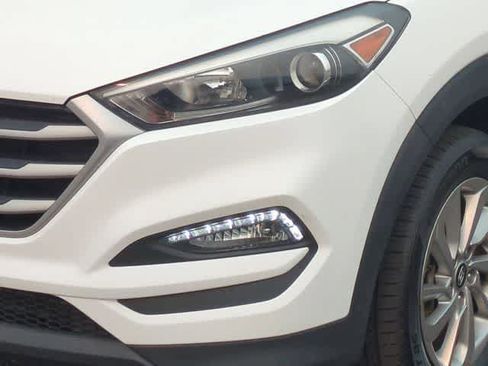Used 2018 Hyundai Tucson SEL Plus AWD/4WD image 11