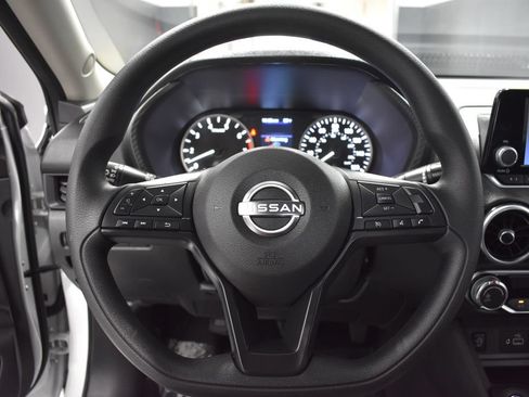 Certified 2025 Nissan Sentra S FWD image 24