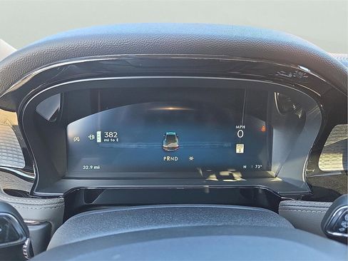 New 2026 Lincoln Corsair Premiere image 18