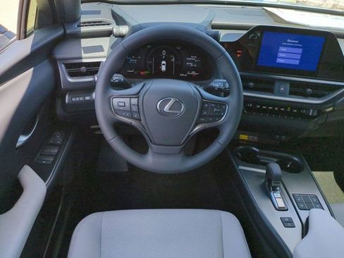 New 2026 Lexus UX 300h FWD image 15