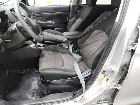 Used 2018 Mitsubishi Outlander Sport LE image 22