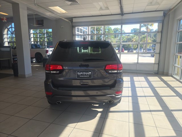 Used 2015 Jeep Grand Cherokee Altitude RWD image 8