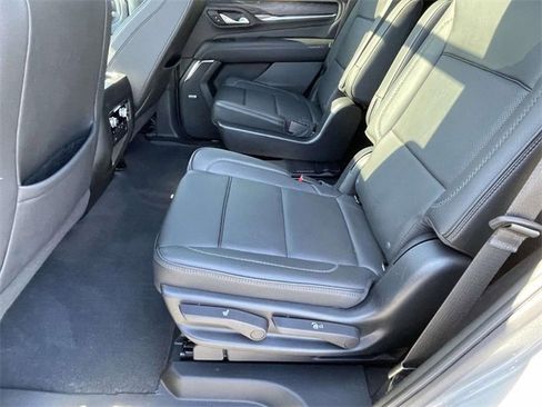 Certified 2022 GMC Yukon Denali image 12