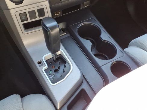 Used 2016 Toyota Sequoia SR5 image 20