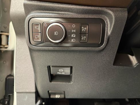 Used 2021 Ford Bronco Outer Banks AWD/4WD image 14