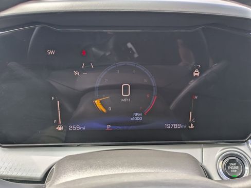 Used 2025 Chevrolet Trax LT w/ LT Convenience Package FWD image 20