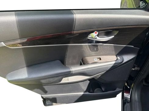 Used 2020 Kia Sorento S FWD image 27