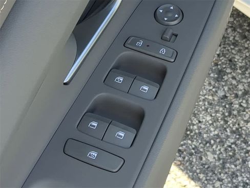 New 2026 Hyundai Elantra Sport image 17