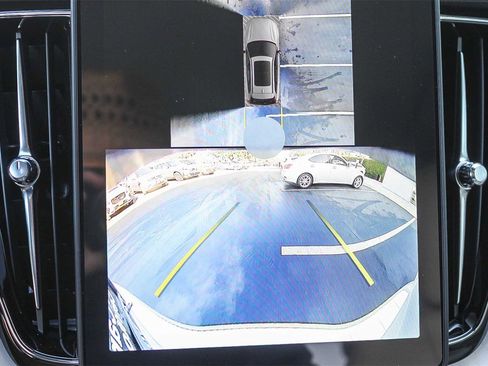 New 2026 Volvo XC60 B5 Ultra w/ Protection Package Premier image 26