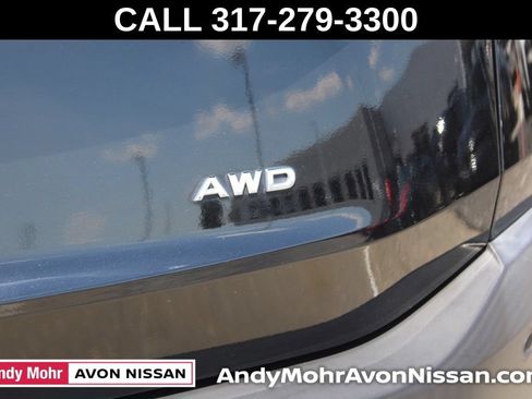 Used 2023 Nissan Rogue S AWD/4WD image 9