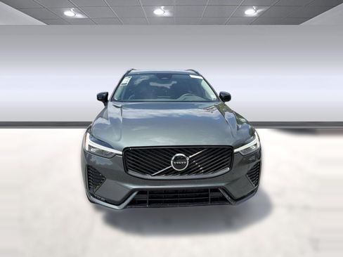 New 2026 Volvo XC60 B5 Core w/ Climate Package AWD/4WD image 6