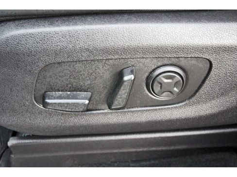 Used 2023 Kia Carnival SX FWD image 34