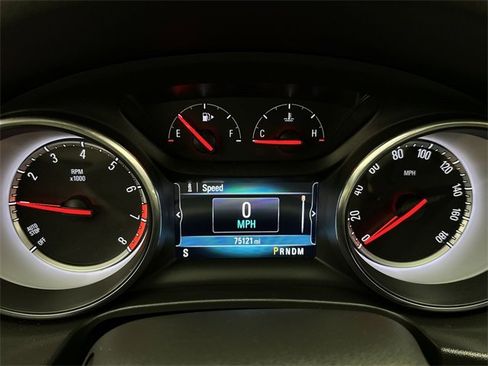 Used 2018 Buick Regal Preferred w/ Driver Confidence Package #1 image 14