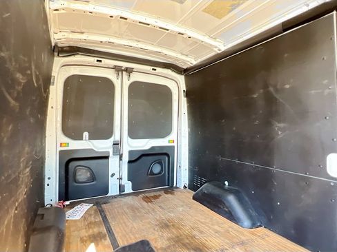 Used 2023 Ford Transit 250 Medium Roof w/ Load Area Protection Package RWD image 24