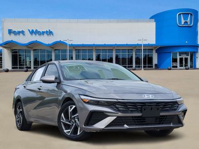 Used 2024 Hyundai Elantra SEL w/ Convenience Package