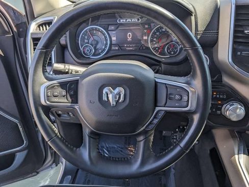 Used 2022 RAM 1500 Laramie AWD/4WD image 18
