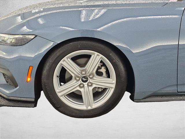 Used 2025 Ford Mustang Premium RWD image 26