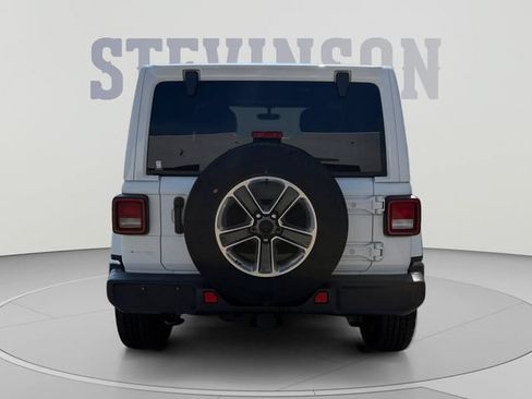Used 2023 Jeep Wrangler Unlimited Sahara w/ Cold Weather Group AWD/4WD image 4