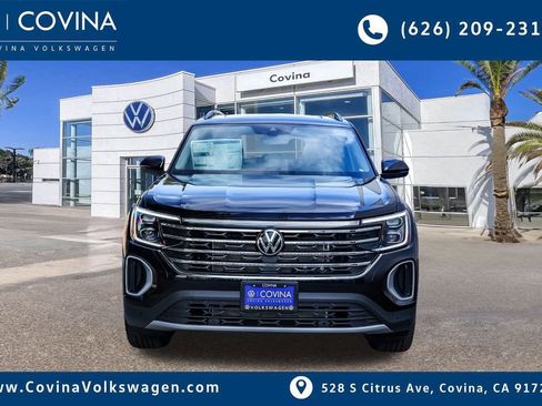 New 2026 Volkswagen Atlas SE FWD image 2