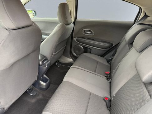 Used 2019 Honda HR-V EX image 18