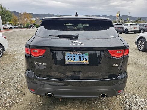 Used 2020 Jaguar F-PACE Premium image 12