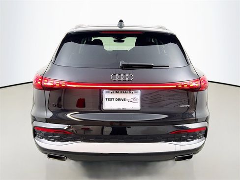 New 2025 Audi Q5 Premium Plus image 6