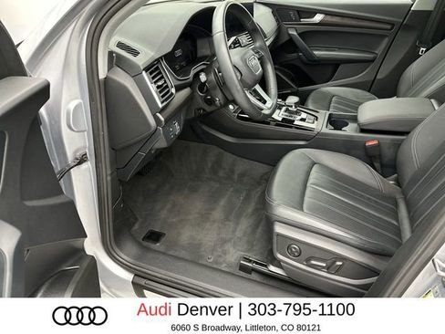 Used 2023 Audi Q5 2.0T Premium Plus w/ Premium Plus Package AWD/4WD image 11