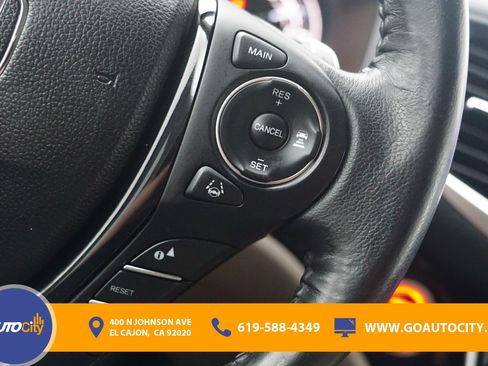 Used 2016 Honda Pilot Touring image 25